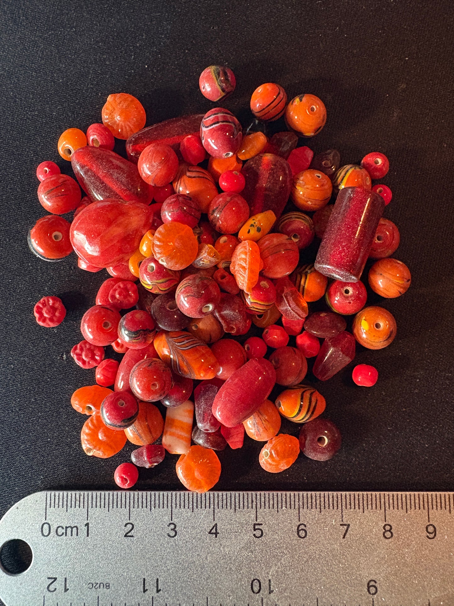 100g Glass beads (S1292)- Red glass beads- 5-12mm