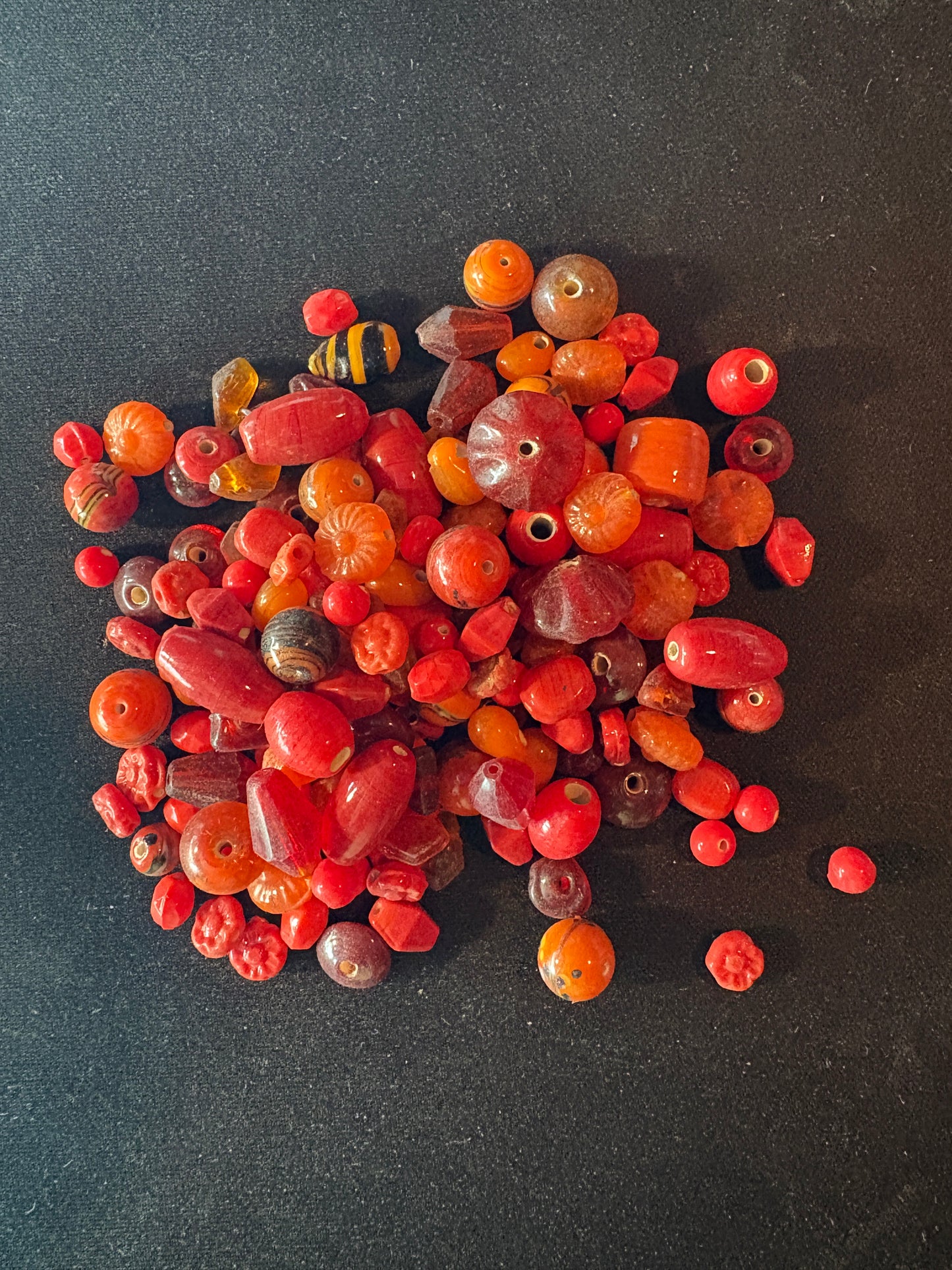 100g Glass beads (S1292)- Red glass beads- 5-12mm