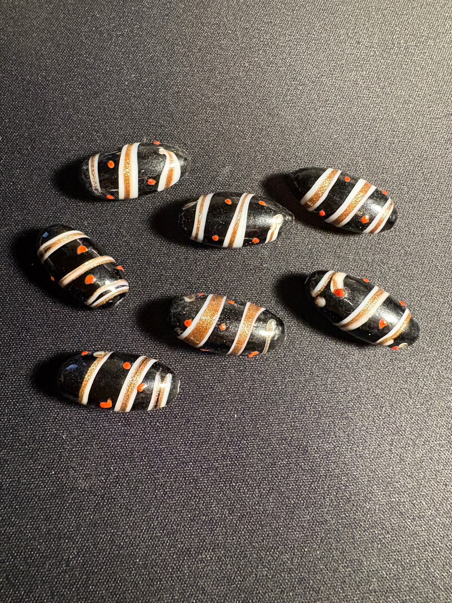7 swirl oval glass beads - Fancy Eclectic Rare - foil gold black (S08)