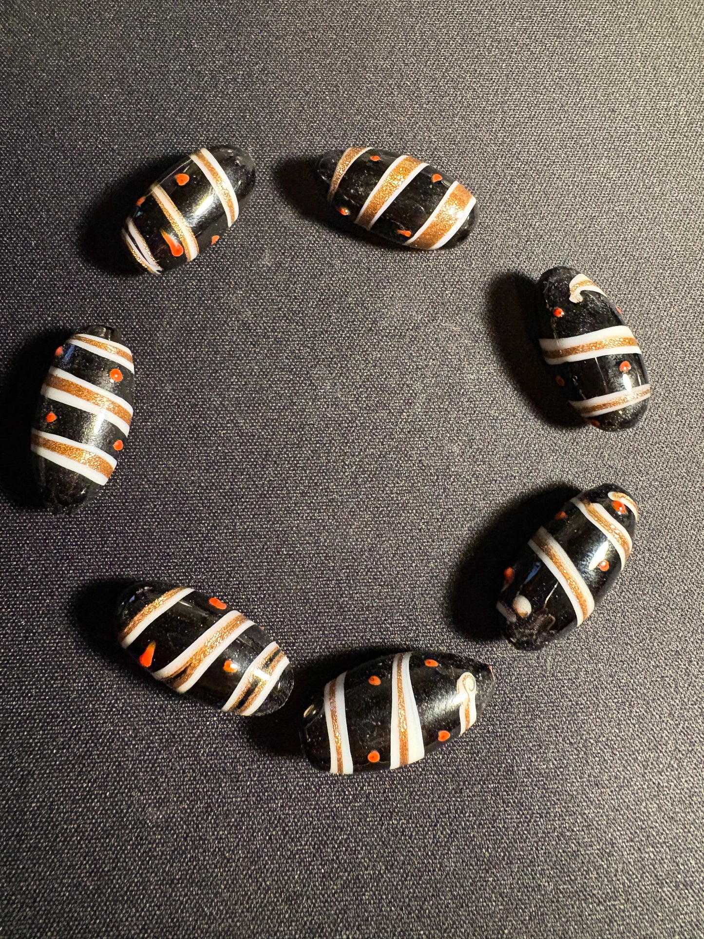 7 swirl oval glass beads - Fancy Eclectic Rare - foil gold black (S08)