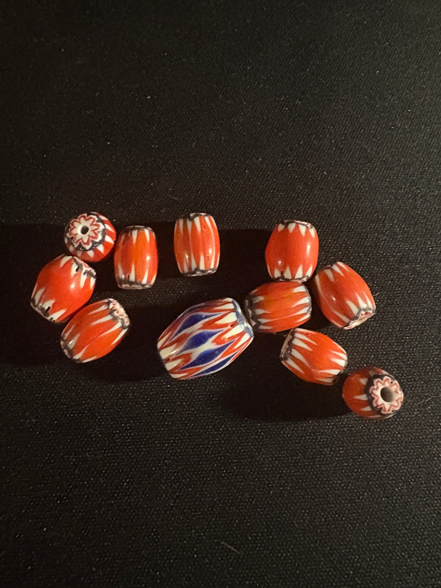 11 Red Chevron oval glass beads (S10)