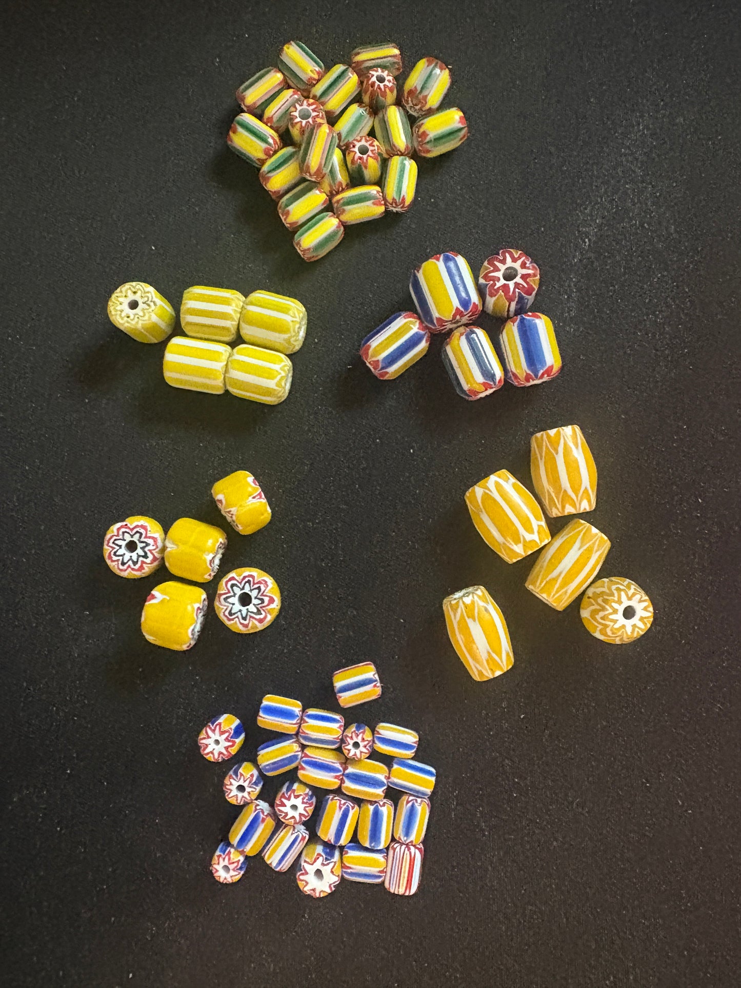 LOT - Chevron glass beads -60 Yellow Native American Beads 8-20mm (S11)