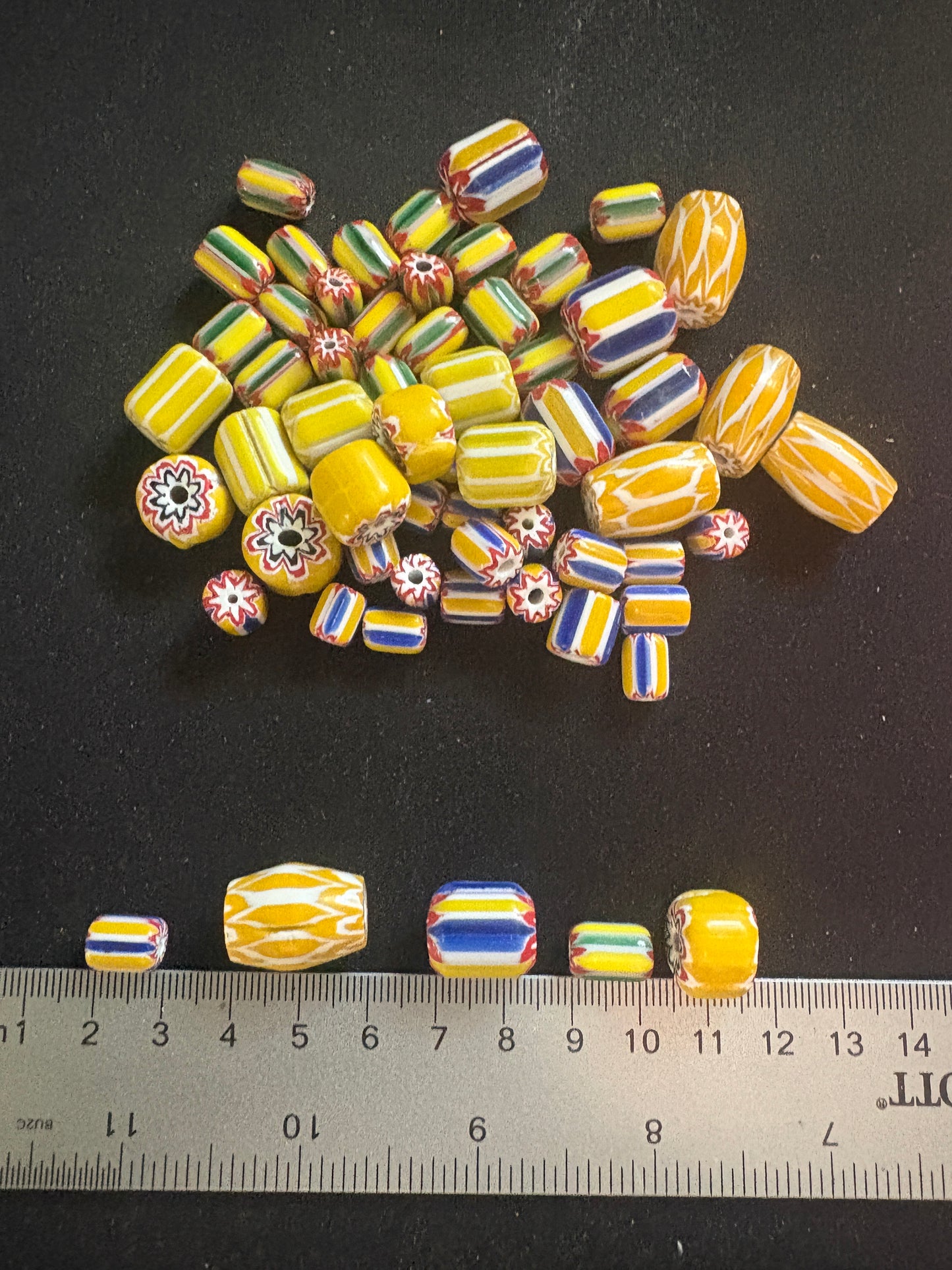 LOT - Chevron glass beads -60 Yellow Native American Beads 8-20mm (S11)