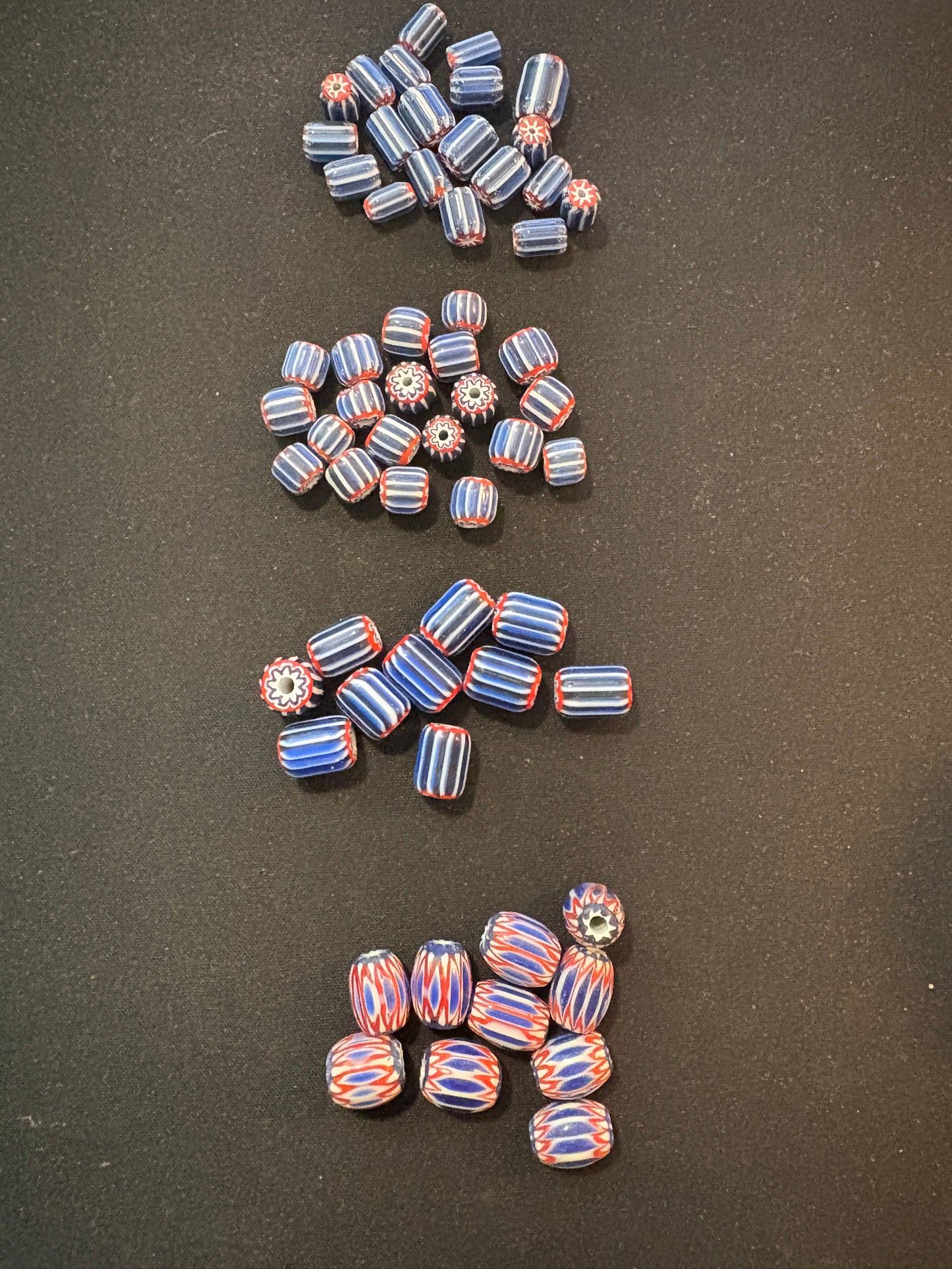 LOT - Chevron glass beads -60 Native American Trade Beads 8-12mm (S16)