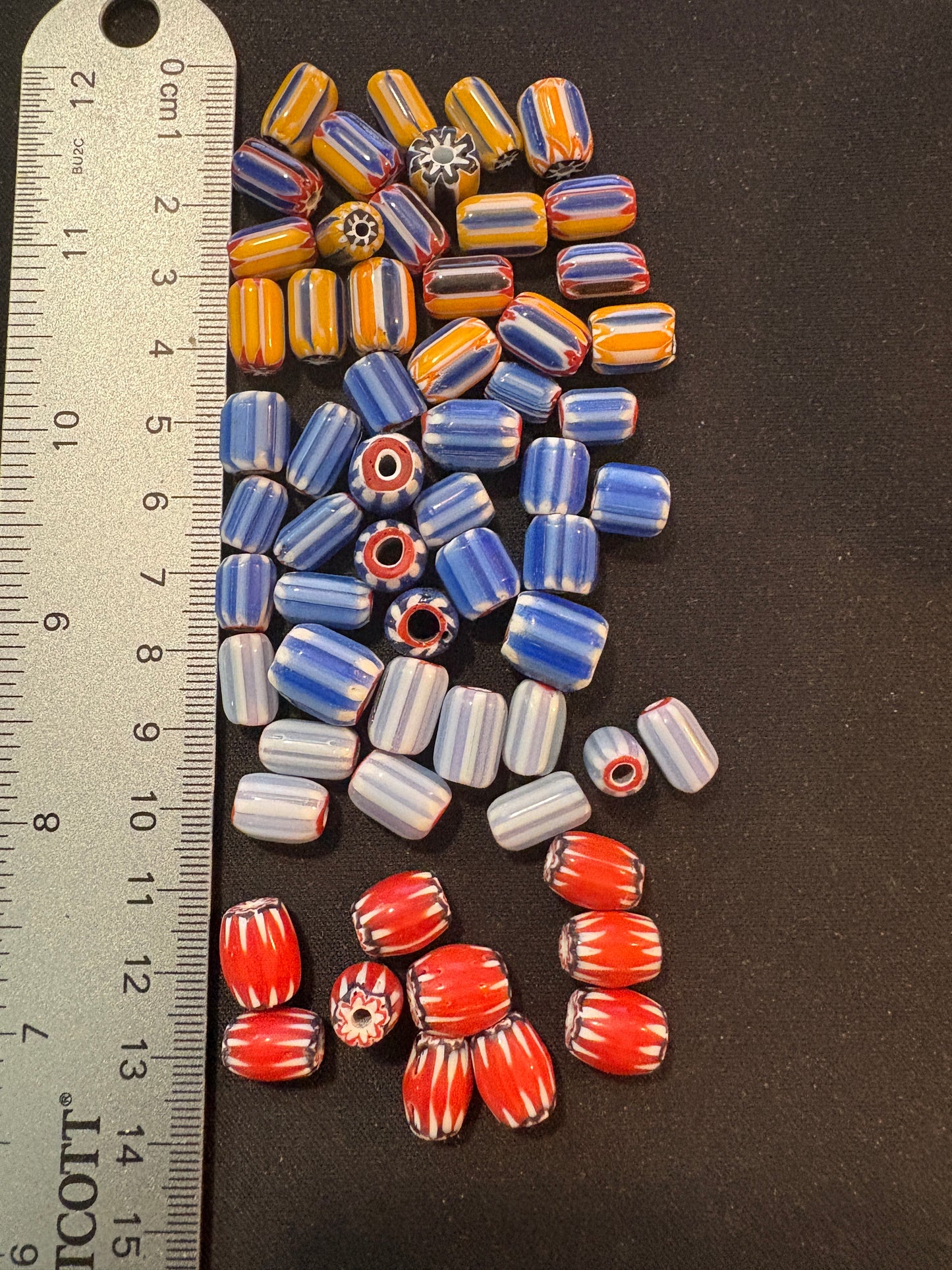 LOT - Chevron glass beads -60 Native American Trade Beads 8-12mm (S17)
