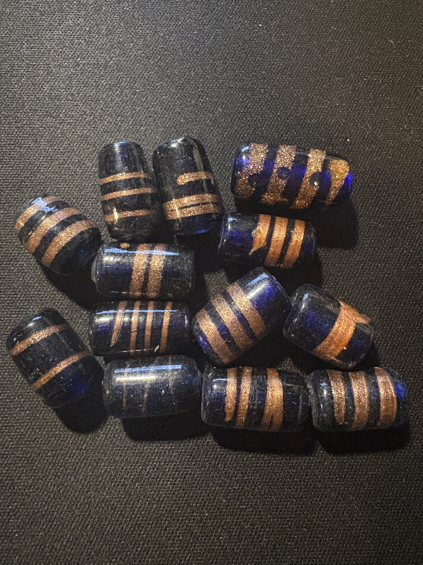 13 Dark gold foil swirl glass beads (S118)- Fancy Rare cyl- 15mm