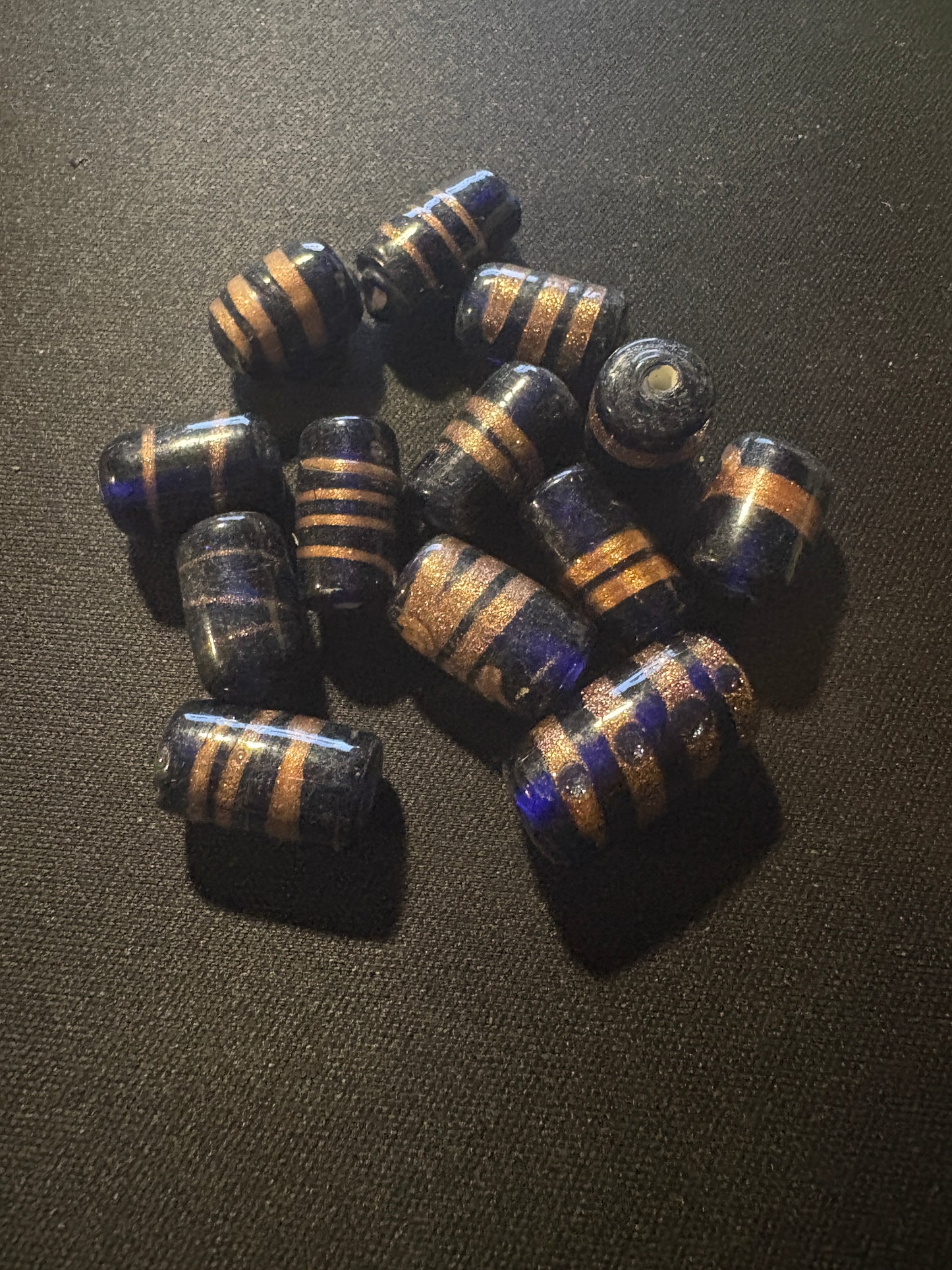 13 Dark gold foil swirl glass beads (S118)- Fancy Rare cyl- 15mm