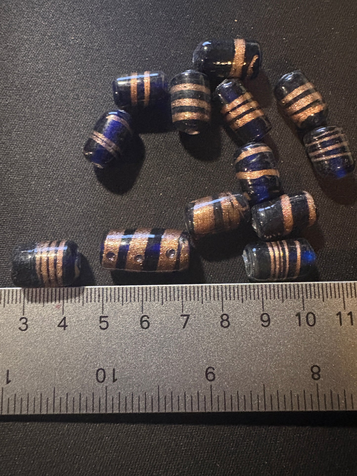 13 Dark gold foil swirl glass beads (S118)- Fancy Rare cyl- 15mm