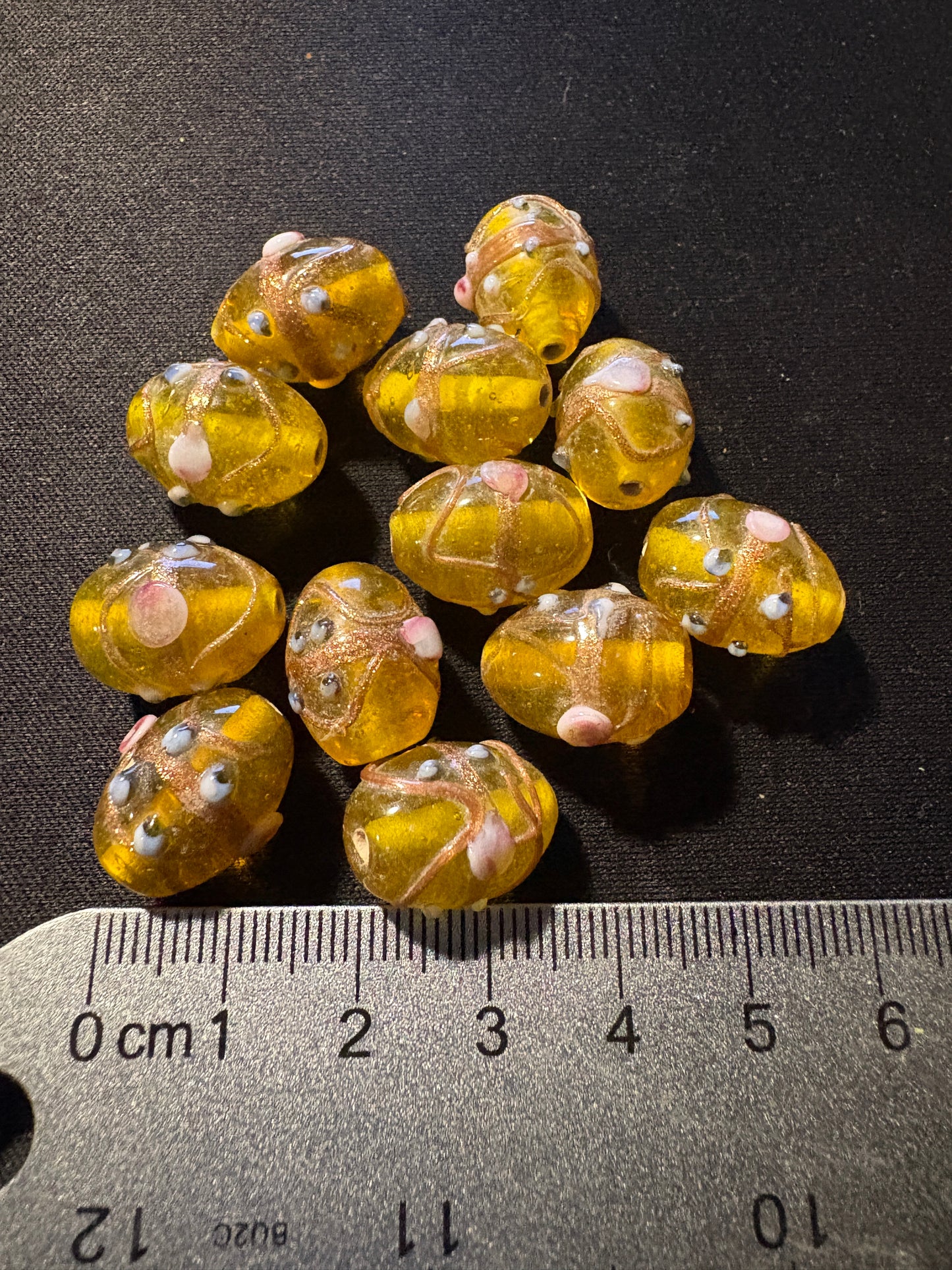 12 glass floral beads - (S144) wedding cake design Fancy Rare - 15mm