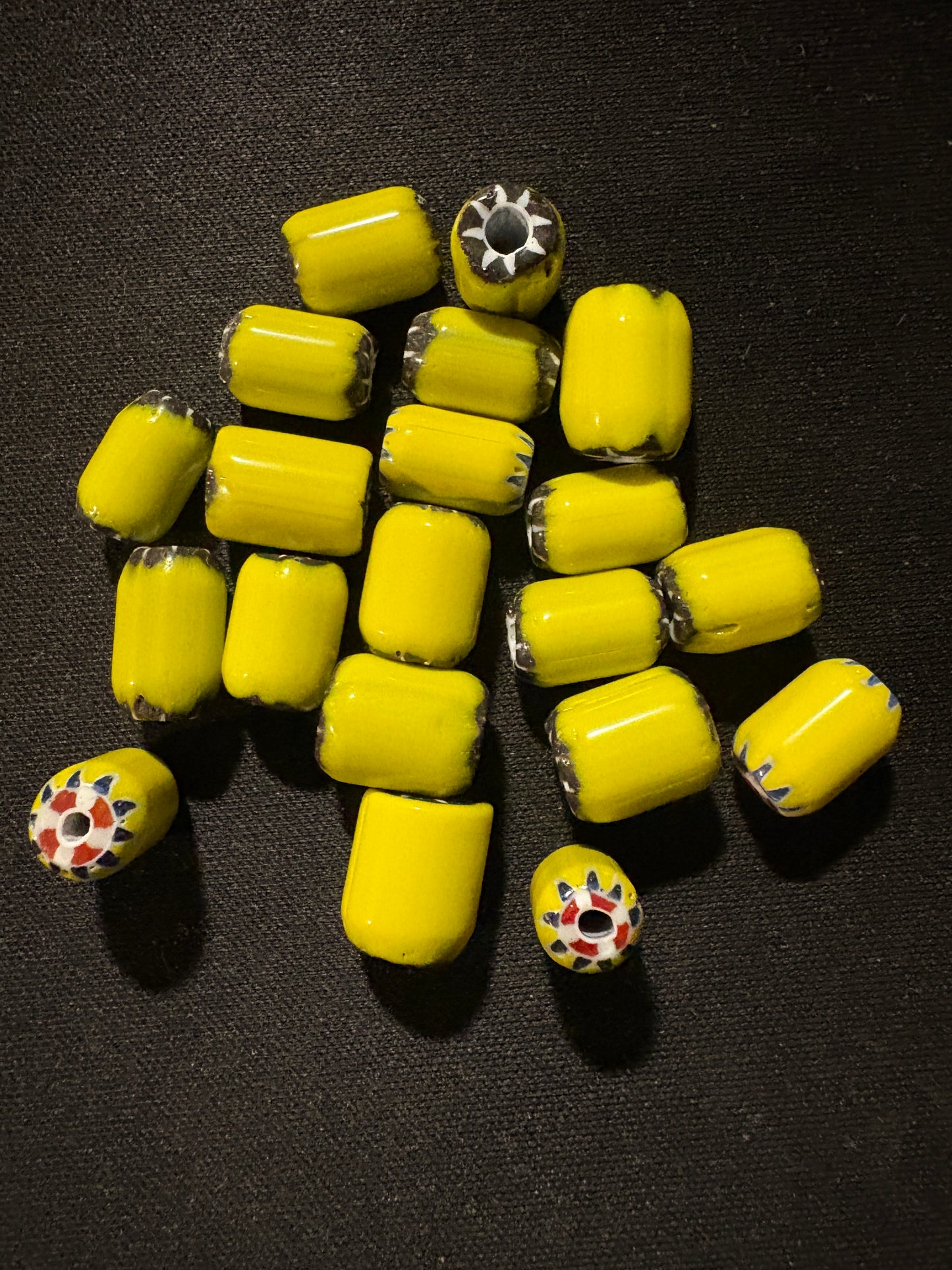 20 Chevron glass beads - Handmade Indian yellow 10-12mm (S152)