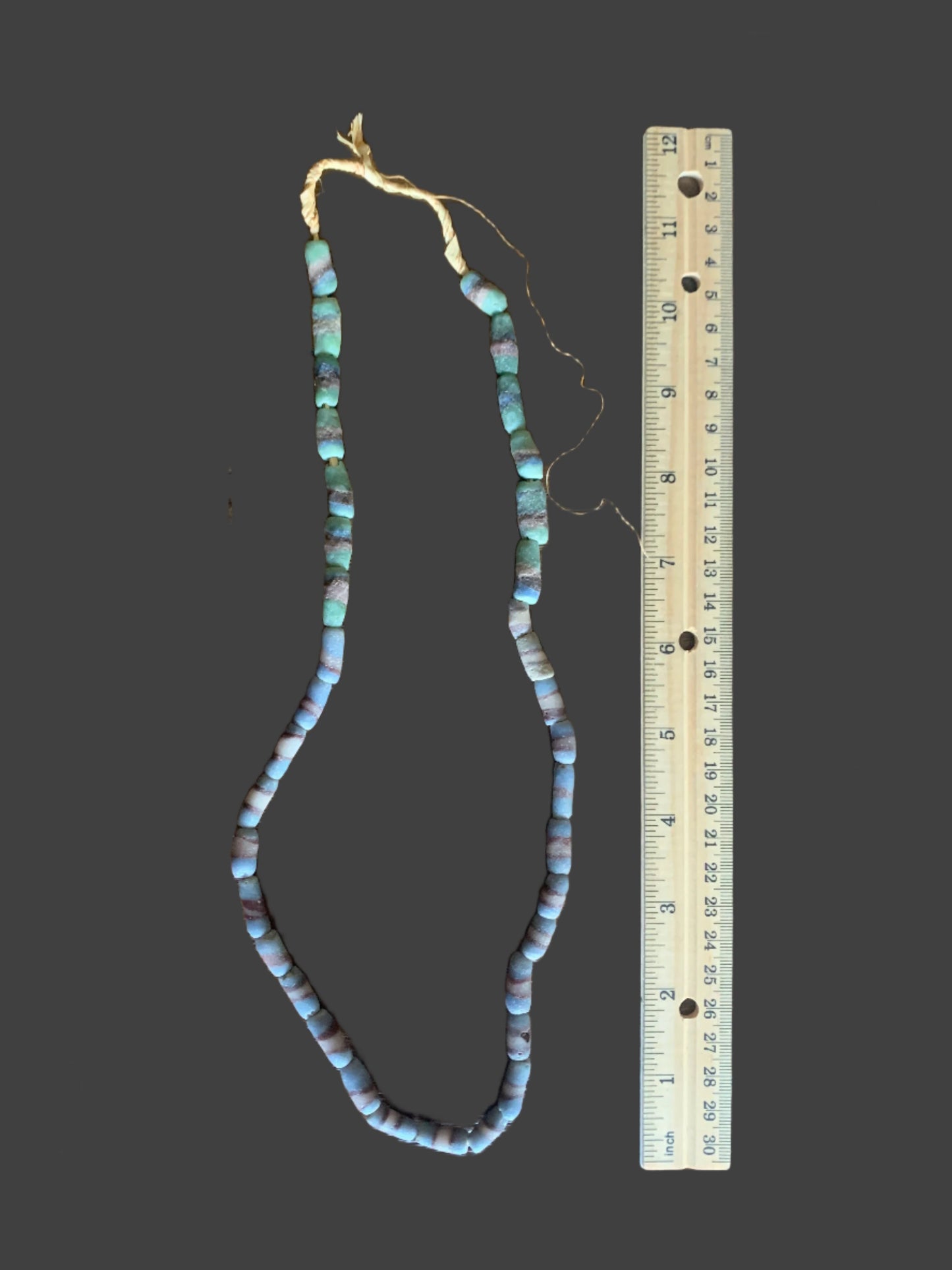 37 - Bead African Trade Bead Strand [BJ0066]