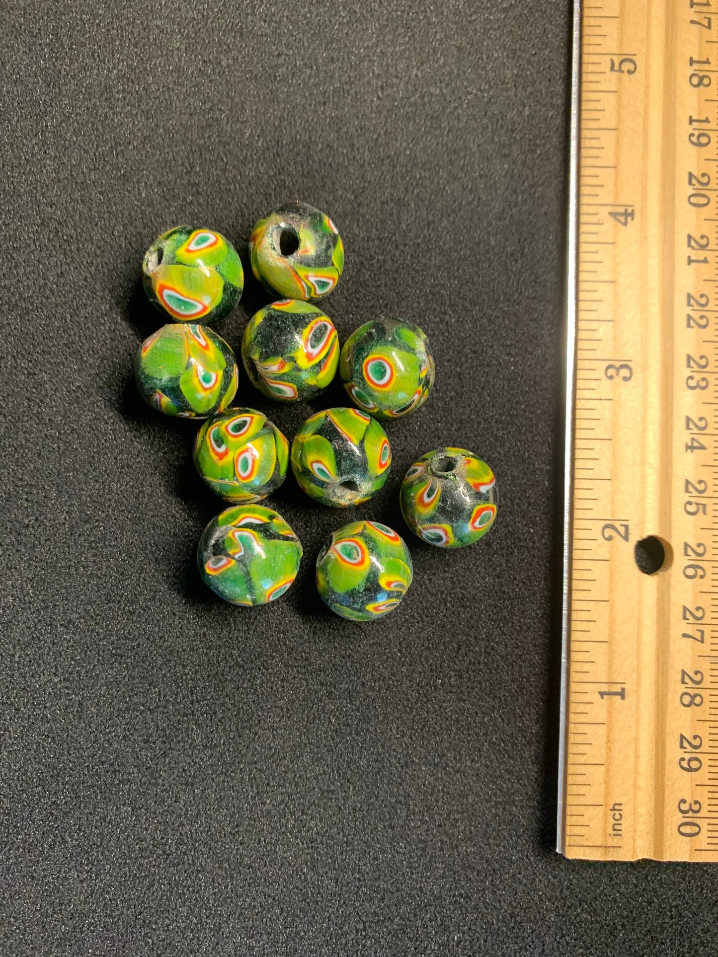 10 Authentic Indian Millefiori Chevron Beads [BJ0078]