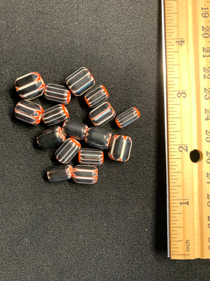 Chevron - Style Vintage Indian Glass Beads - 16 Handmade Fancy Beads [BJ0091]