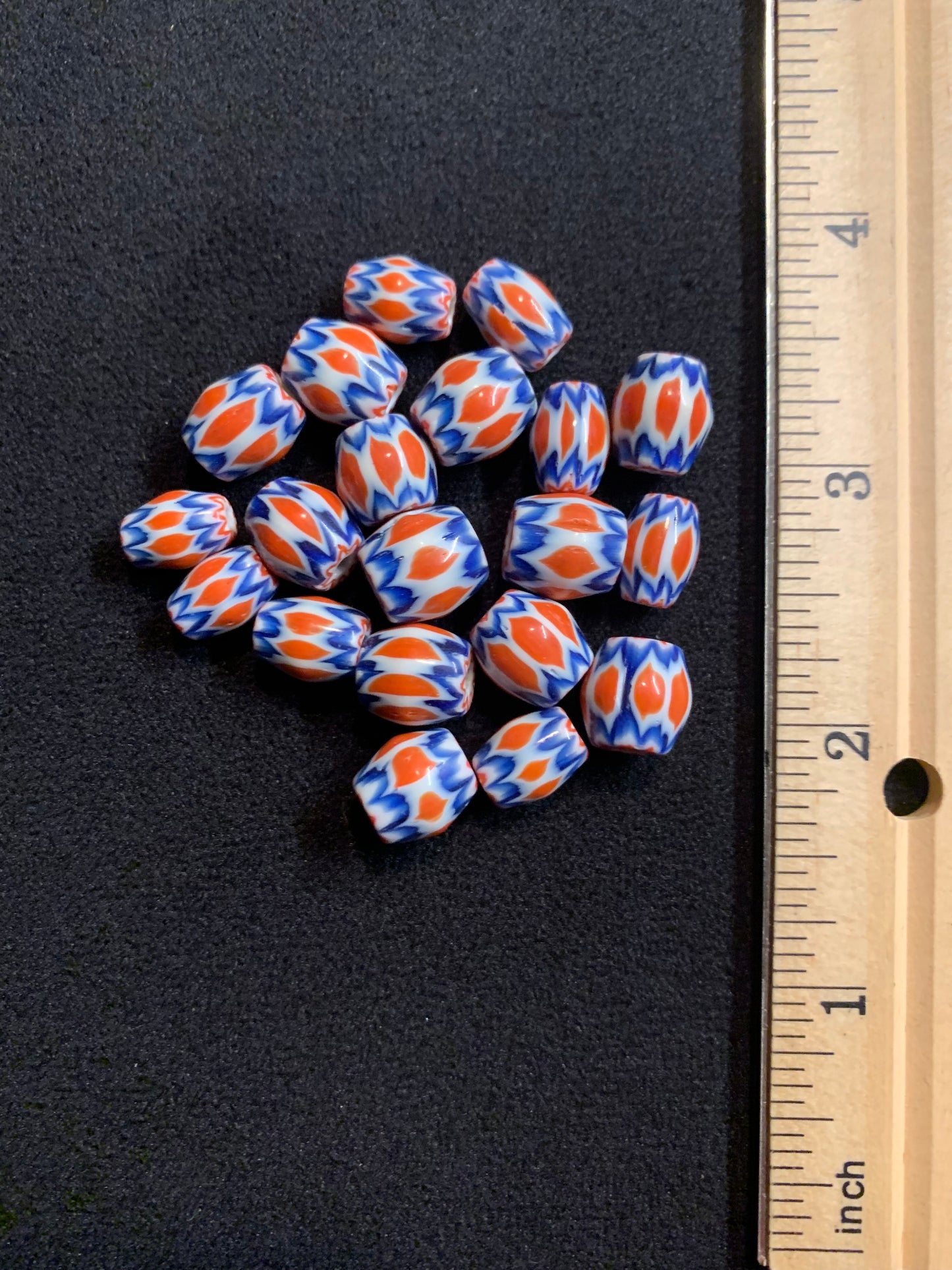 Chevron - Style Vintage Indian Glass Beads - 21 Handmade Fancy Beads [BJ0098]