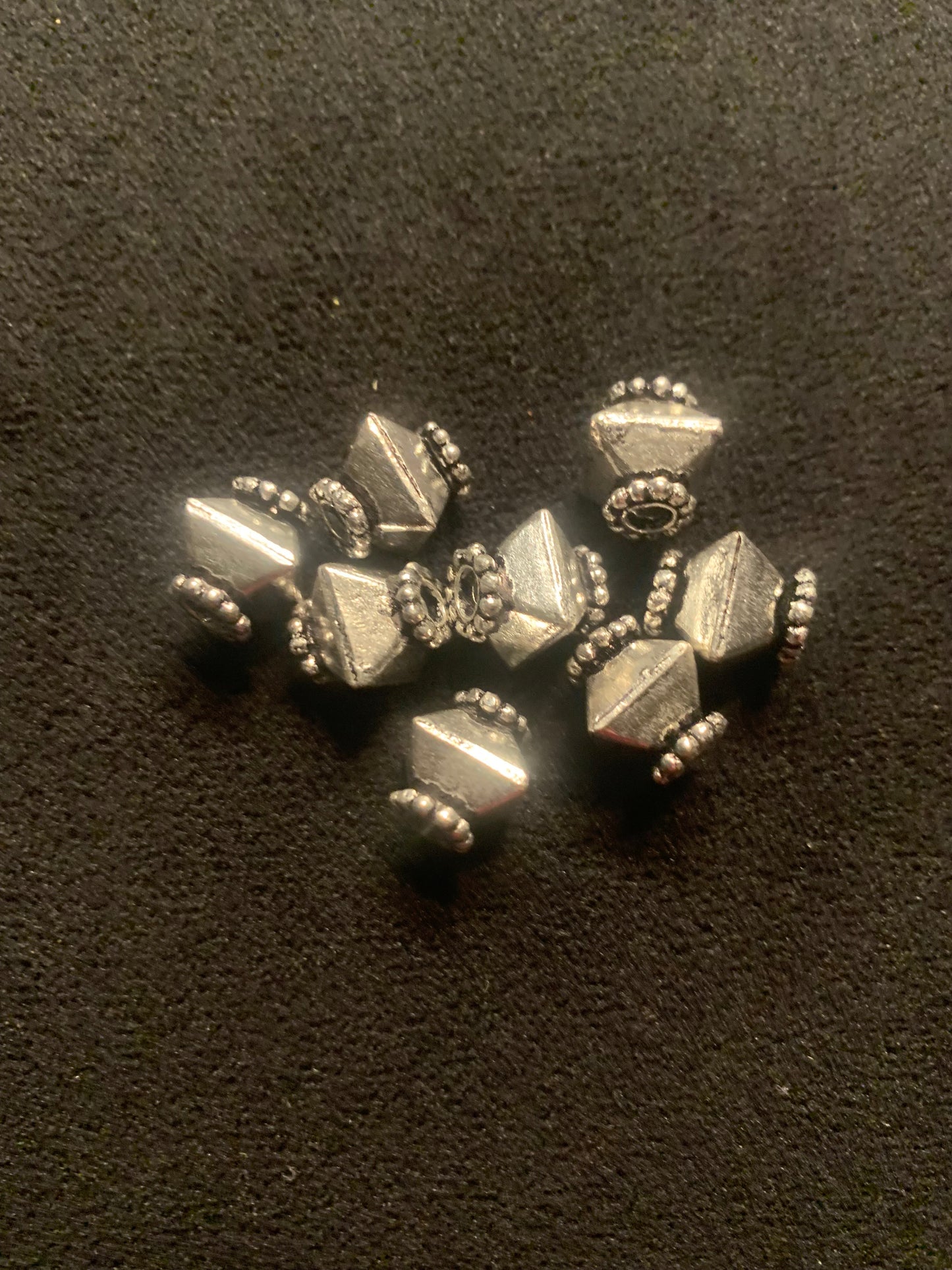 8 Authentic Silver Beads [BJ0102]