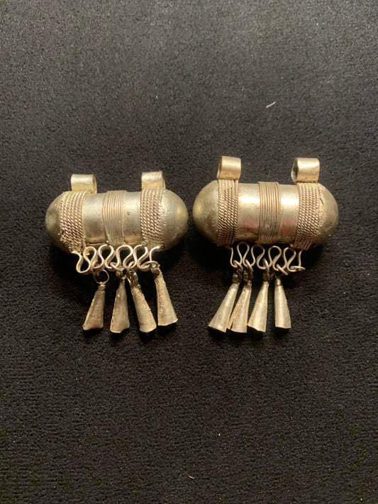 2 Authentic Indian Silver Beads [BJ0107]