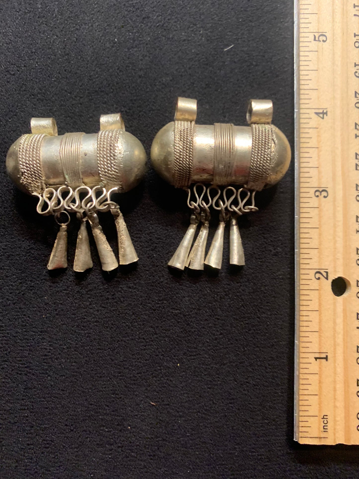 2 Authentic Indian Silver Beads [BJ0107]