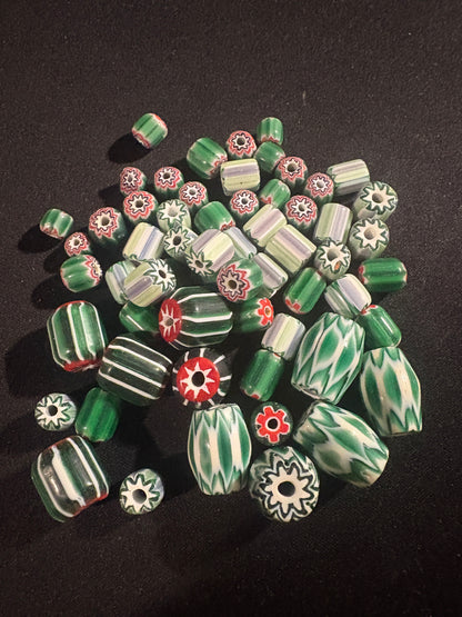LOT - Chevron glass beads -60 Green Native American Beads 8-18mm (S15)