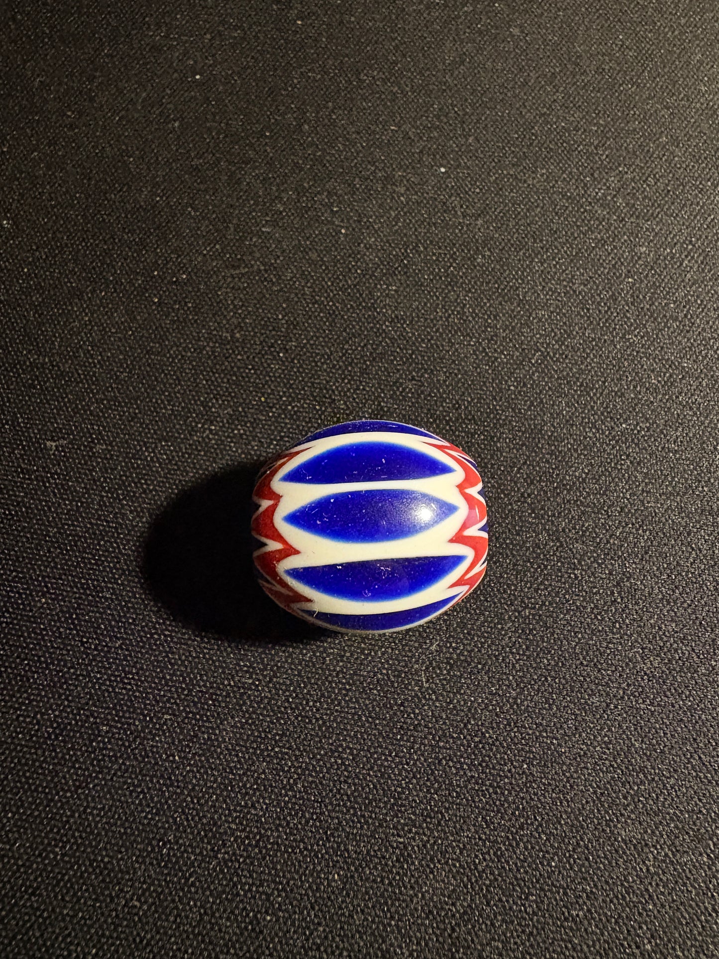 Large Chevron - Vintage Glass Bead -25mm  [S18]
