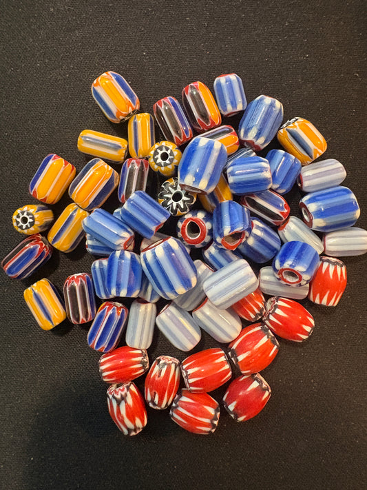 LOT - Chevron glass beads -60 Native American Trade Beads 8-12mm (S17)