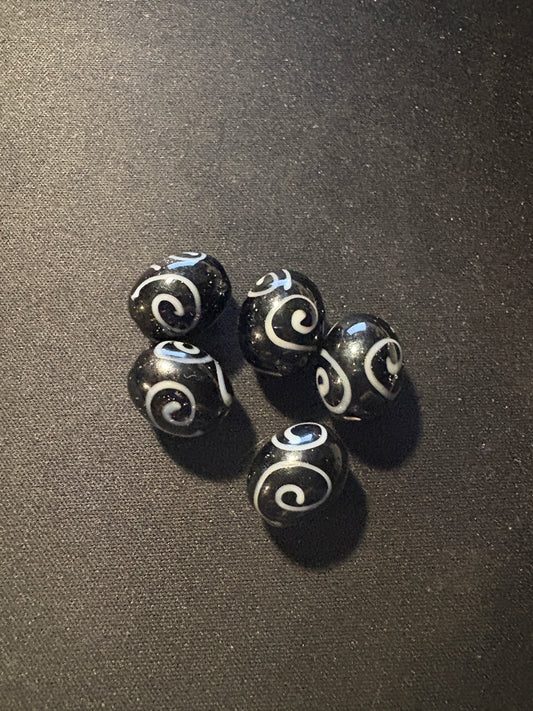 5 Zen Swirl glass beads (s302)- Fancy Rare Art Deco - 15mm