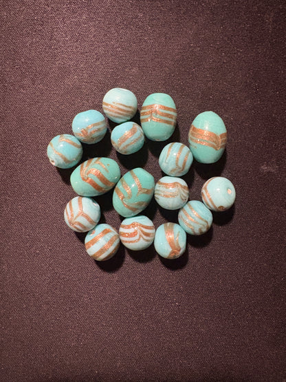 16 turquoise gold swirl matched glass beads (S304)- Fancy- 10-15mm