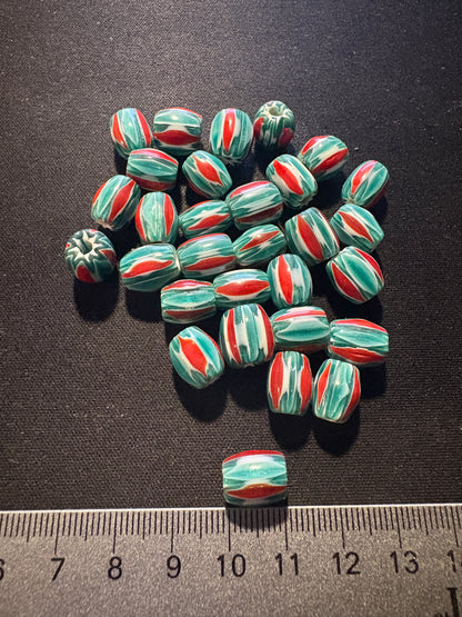 30 Chevrons striped glass beads - 10mm Fancy Green Red (S150)